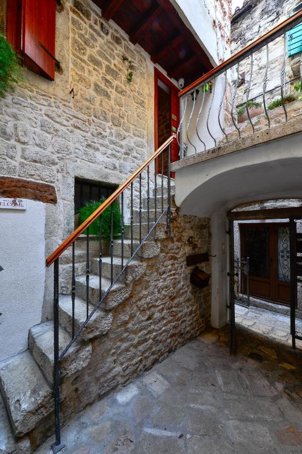 Apartments Salvezani Split Extérieur photo